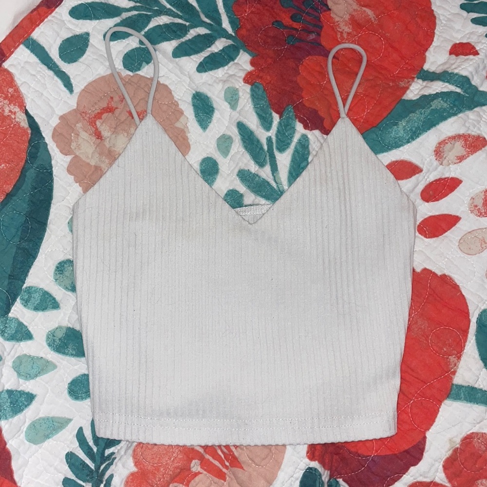 White cropped tank